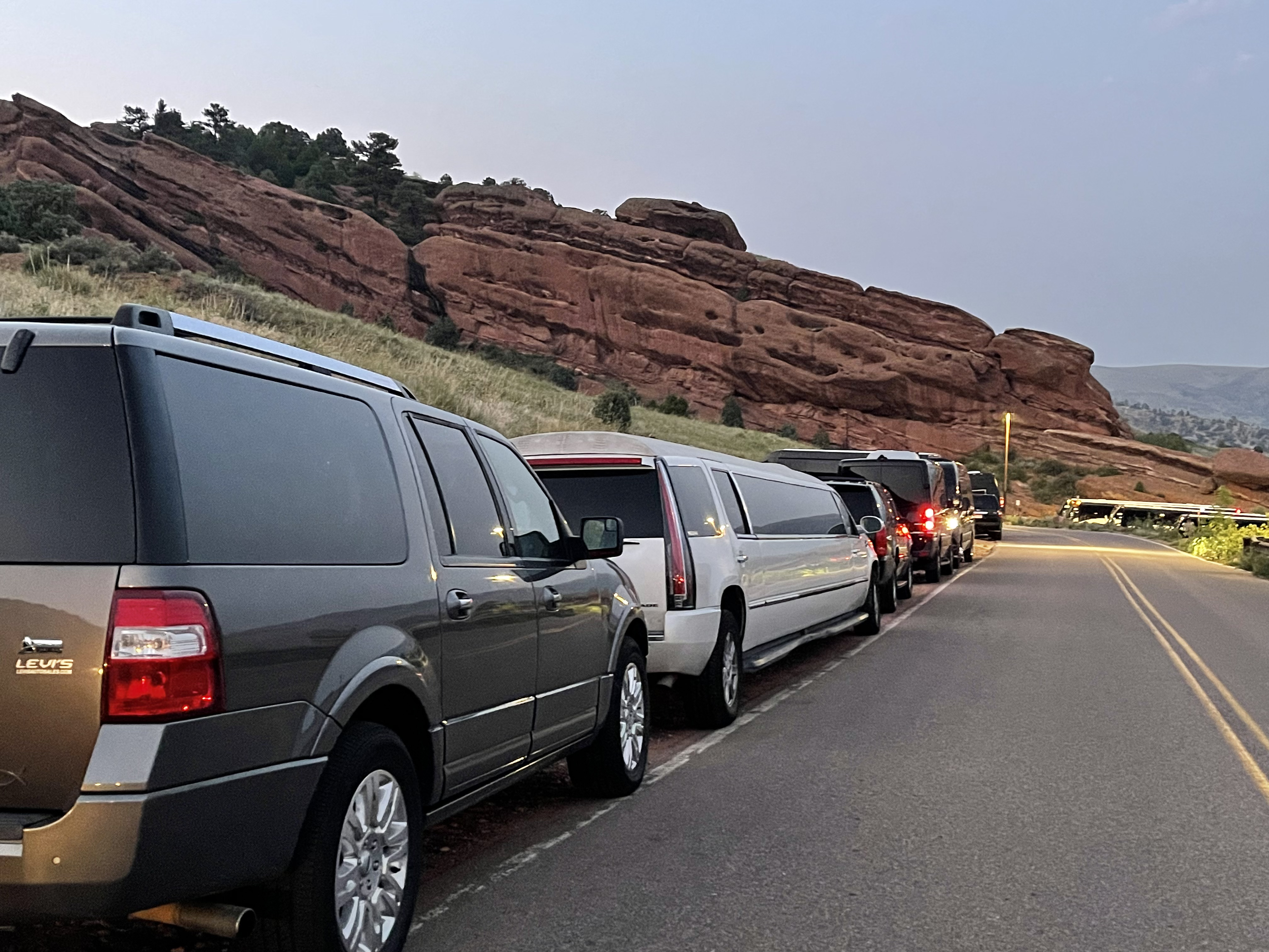 stretch-limousine-and-luxury-vehicles-red-rocks